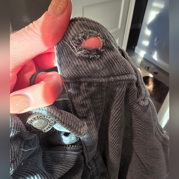 Patagonia Women's Fitted Corduroy Pants - Picture 10 of 10